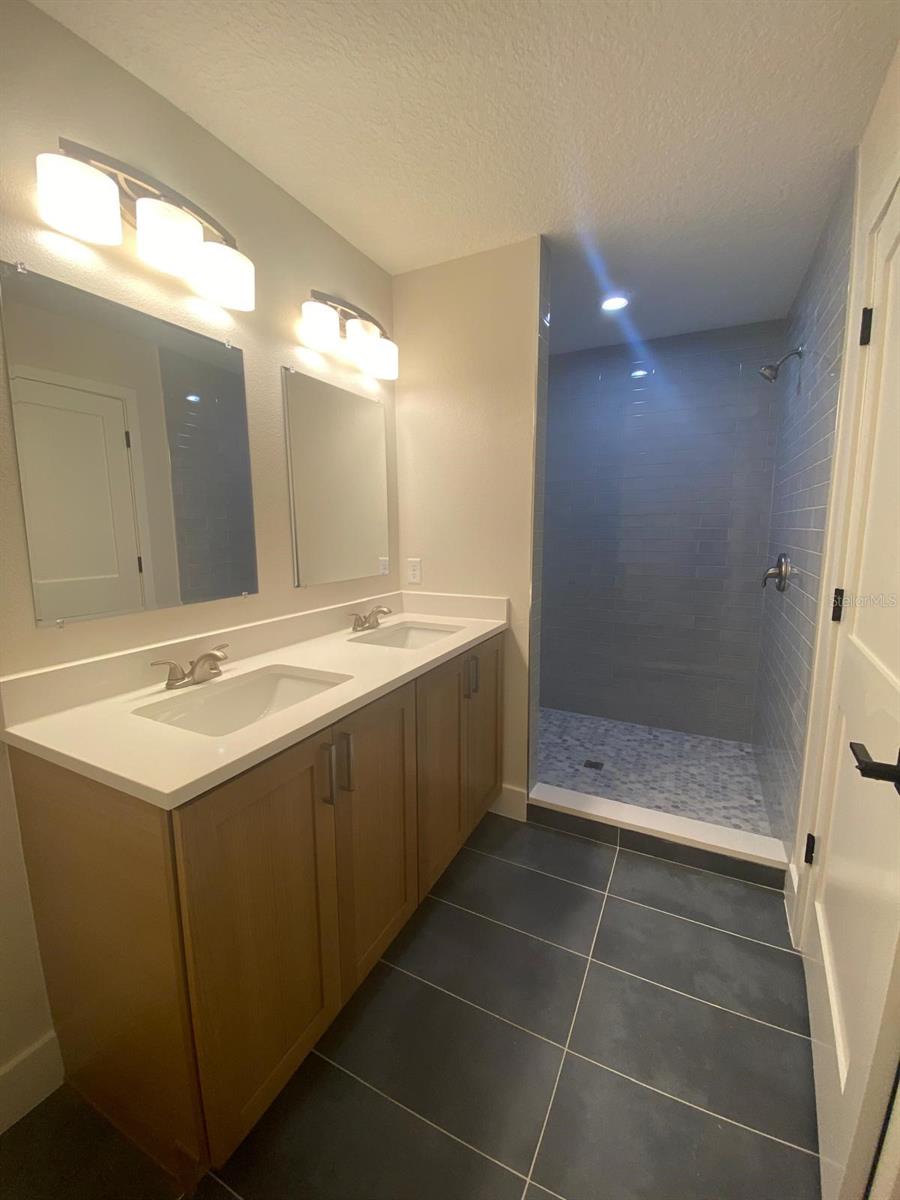 895 S CEDAR AVE, ORANGE CITY, FL — photo 16