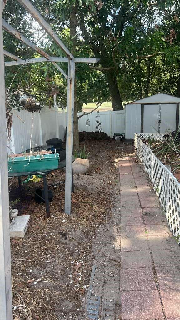 4912 E SERENA DR, TAMPA, FL — photo 28