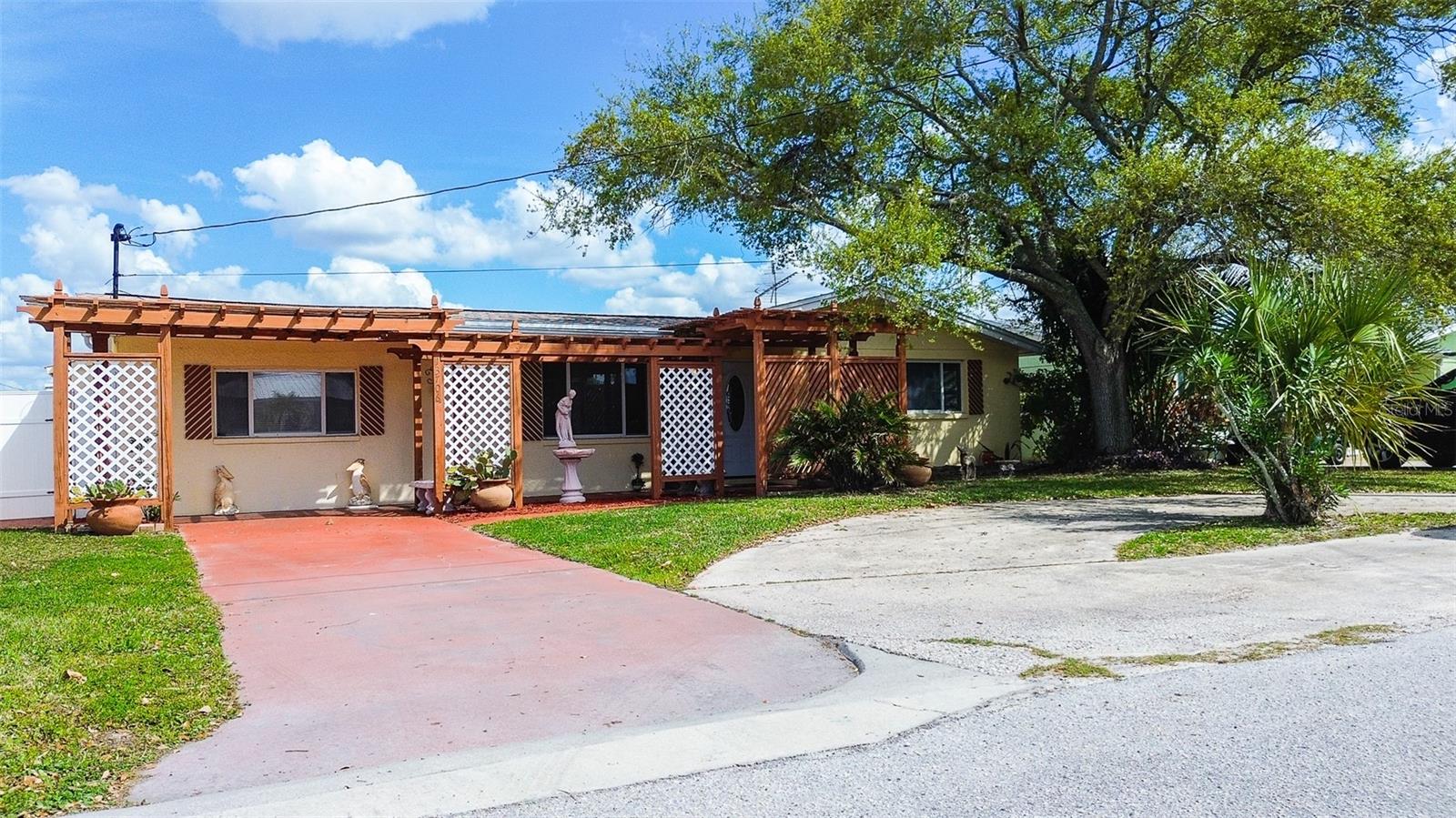 13706 BRITTON DR, HUDSON, FL