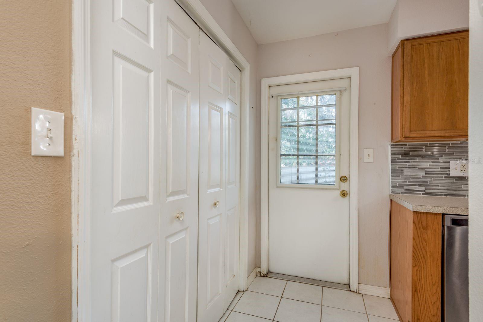 37236 EMBASSY PARK LN #1, DADE CITY, FL — photo 17
