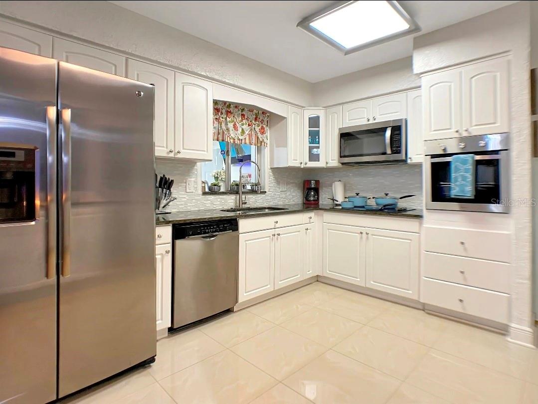 7907 W HIAWATHA ST, TAMPA, FL — photo 12