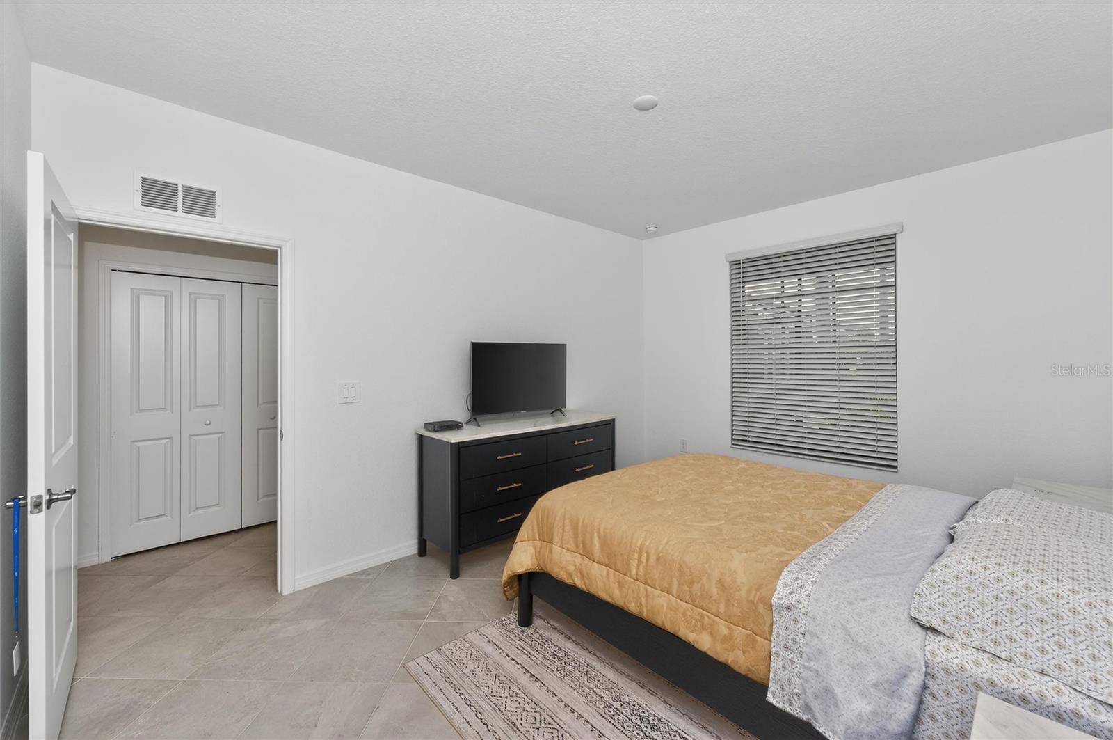 12520 GALAPAGOS CT #105, VENICE, FL — photo 25