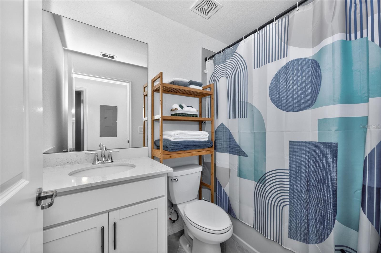 12520 GALAPAGOS CT #105, VENICE, FL — photo 33
