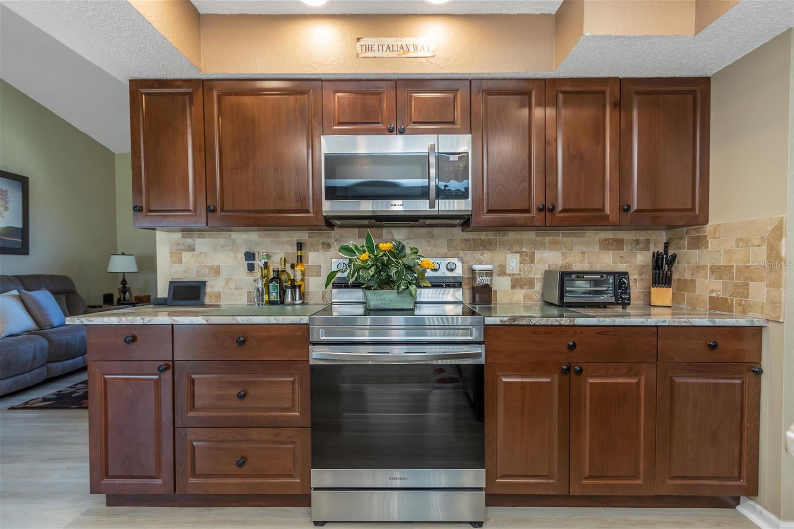 8836 HARGROVE DR, HUDSON, FL — photo 9