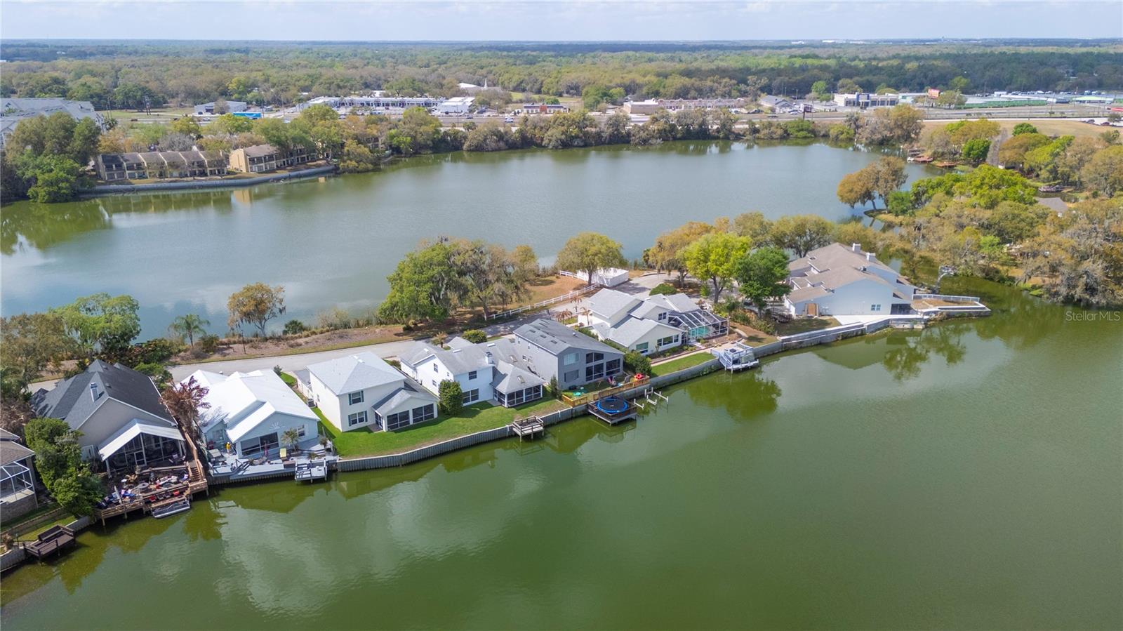 725 PENINSULAR DR, LAKELAND, FL — photo 59