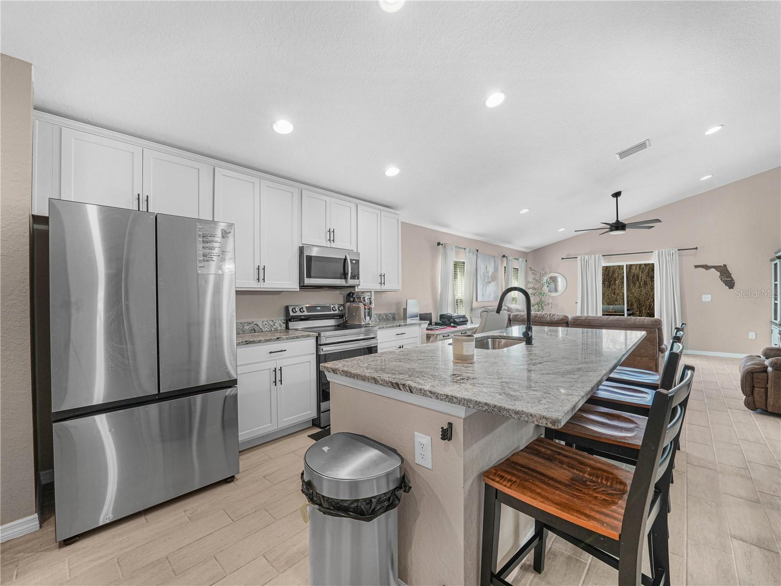 266 S LAKE AVE, FROSTPROOF, FL — photo 9