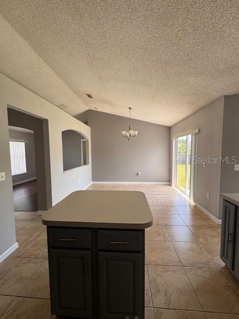 2405 LINCOLNSHIRE CT, KISSIMMEE, FL — photo 3