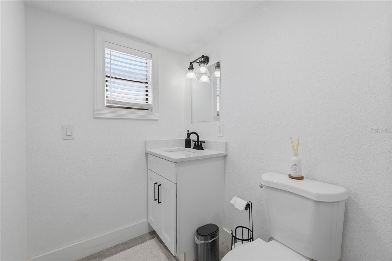 733 61ST AVE NE, ST PETERSBURG, FL — photo 34
