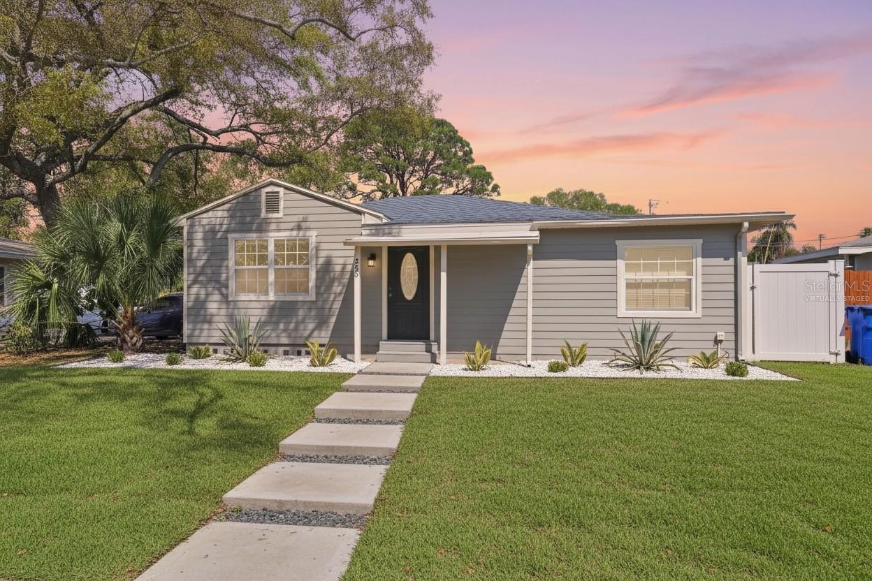 733 61ST AVE NE, ST PETERSBURG, FL — photo 3