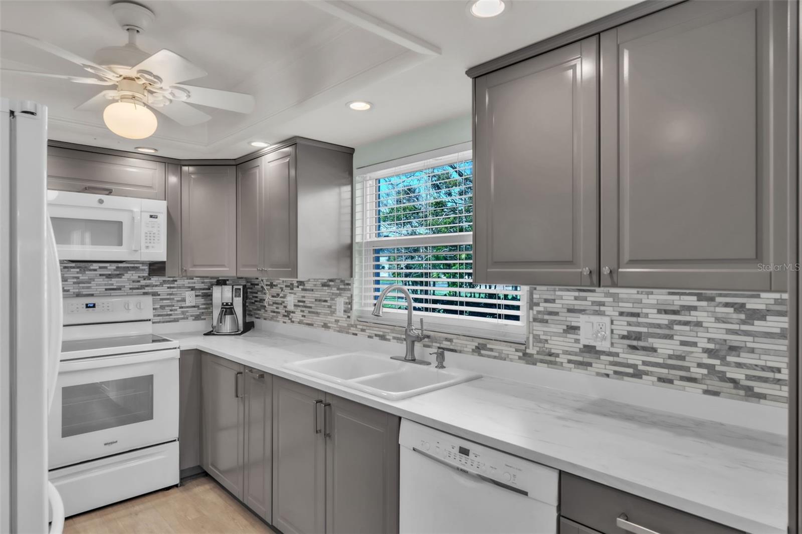 600 MANATEE AVE #145, HOLMES BEACH, FL — photo 5