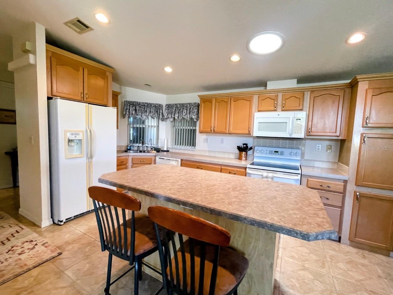 817 S WATERWAY, VENICE, FL — photo 8