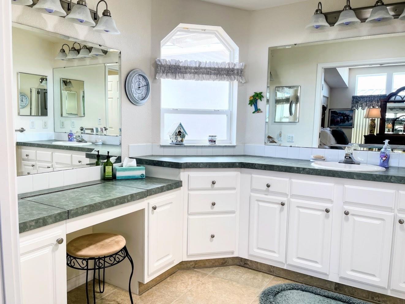 817 S WATERWAY, VENICE, FL — photo 14