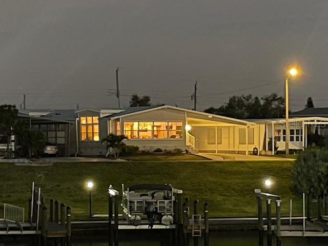 817 S WATERWAY, VENICE, FL