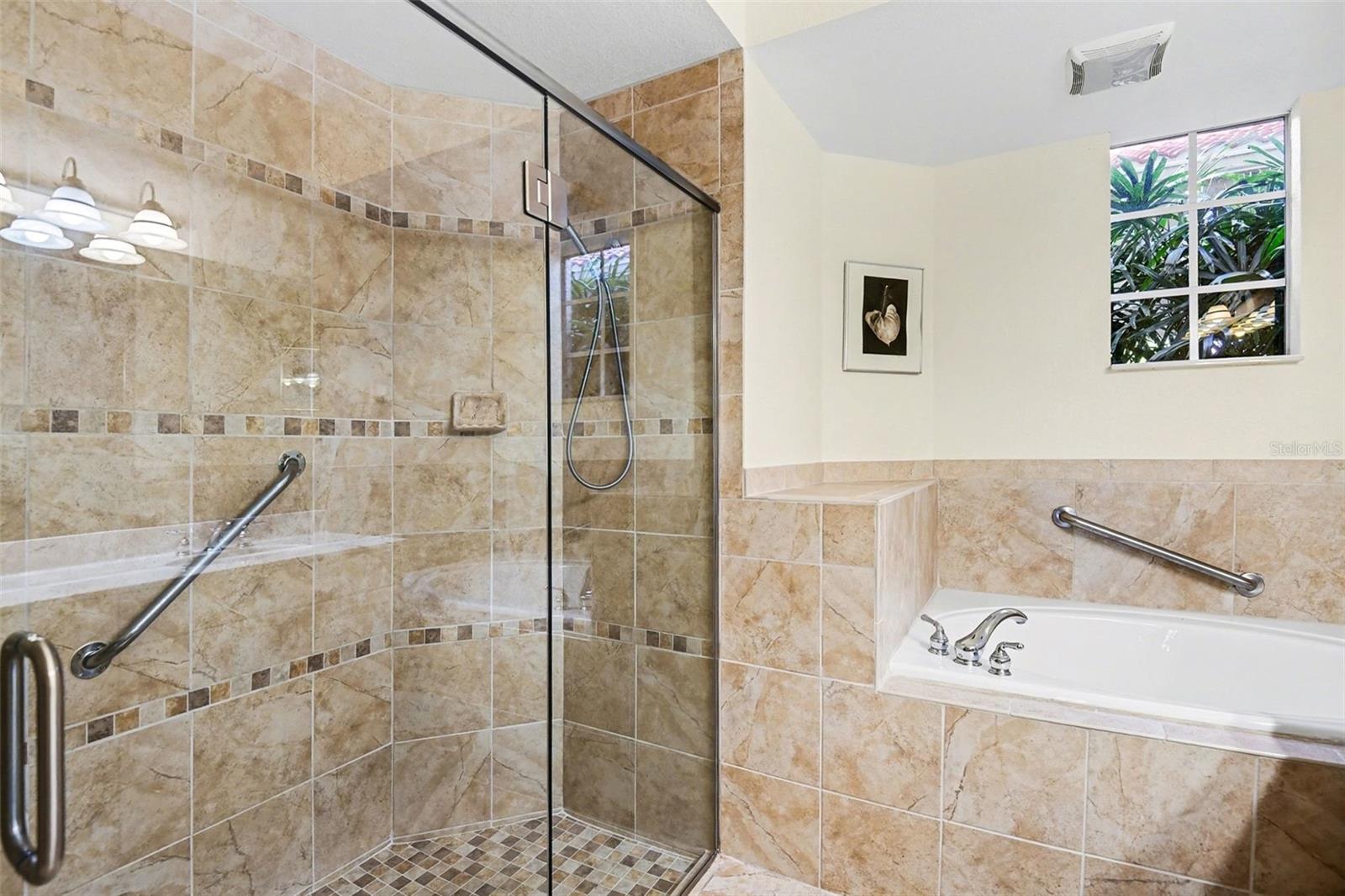 4696 CLUB DR #102, PORT CHARLOTTE, FL — photo 16