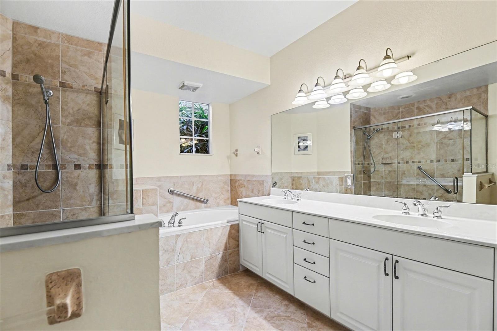 4696 CLUB DR #102, PORT CHARLOTTE, FL — photo 17