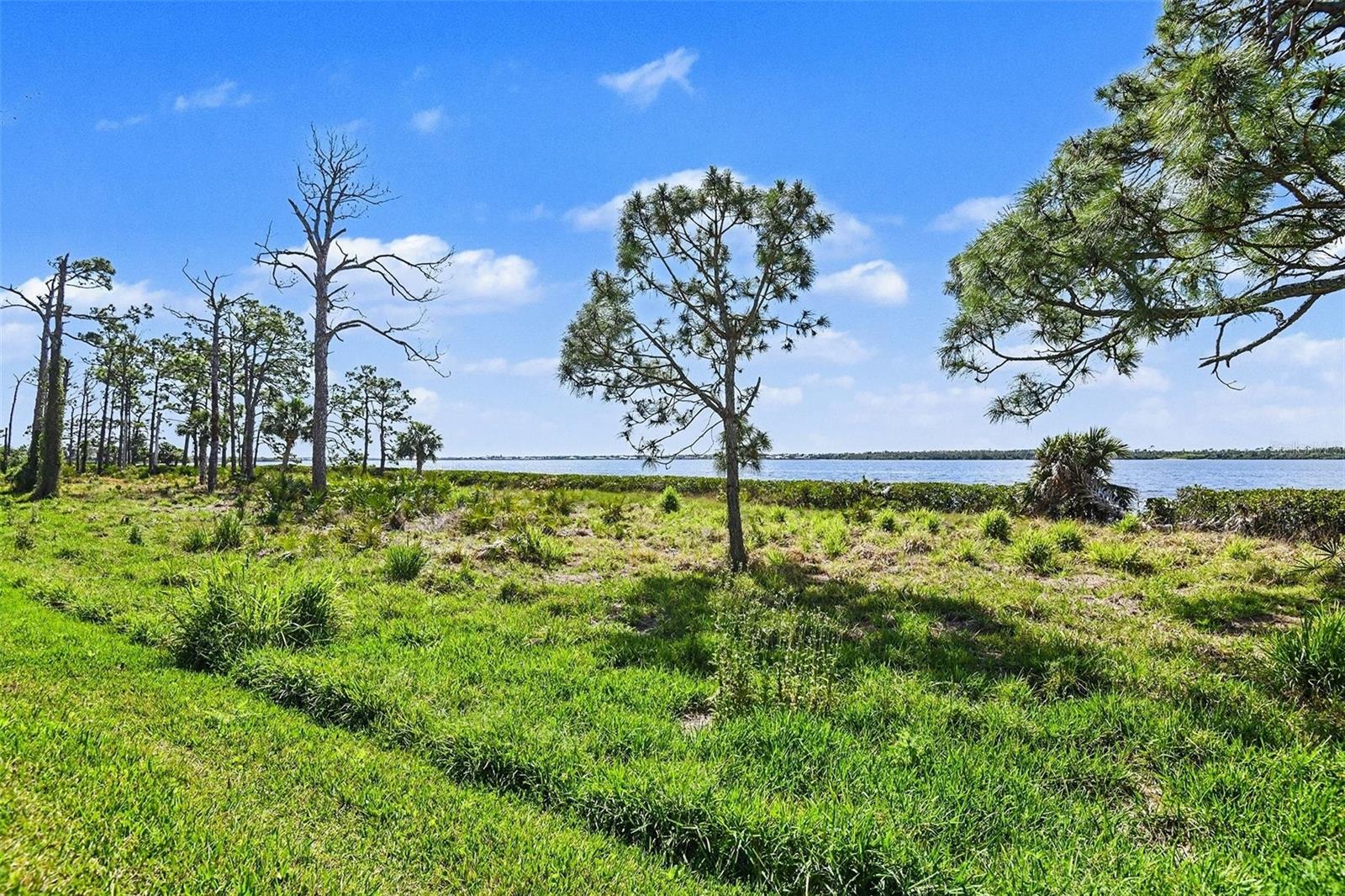 4696 CLUB DR #102, PORT CHARLOTTE, FL — photo 36