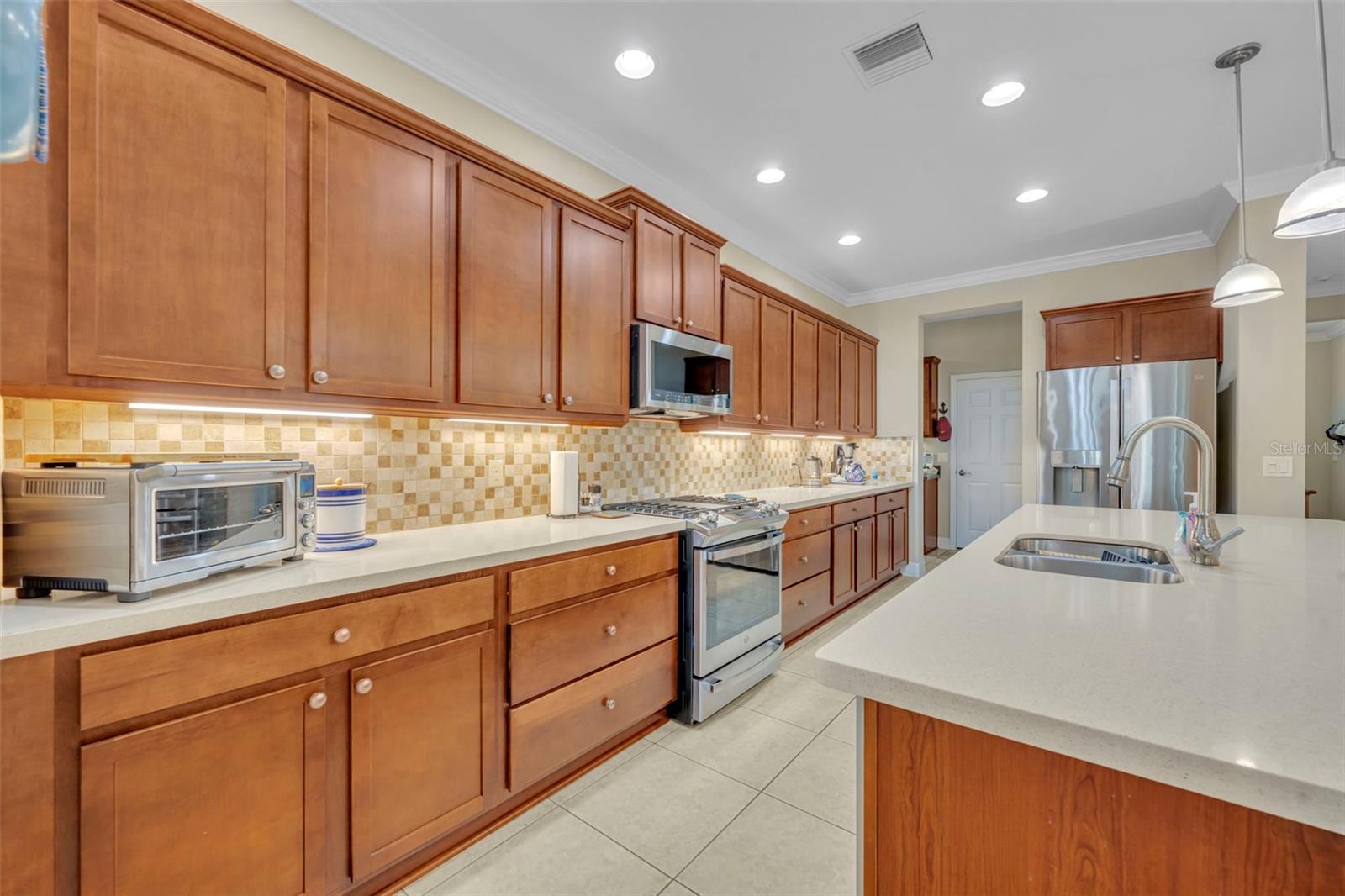 115 SALT MARSH LN, GROVELAND, FL — photo 40
