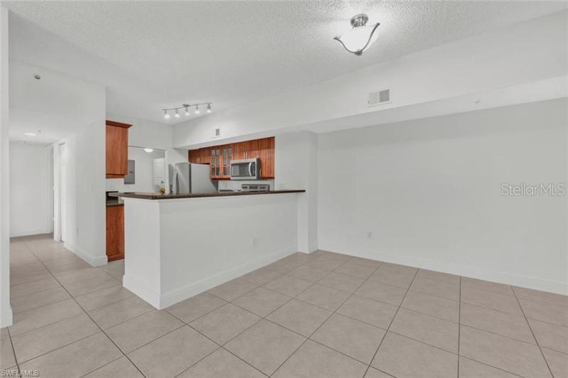 1865 FLORIDA CLUB DR #6211, NAPLES, FL — photo 16