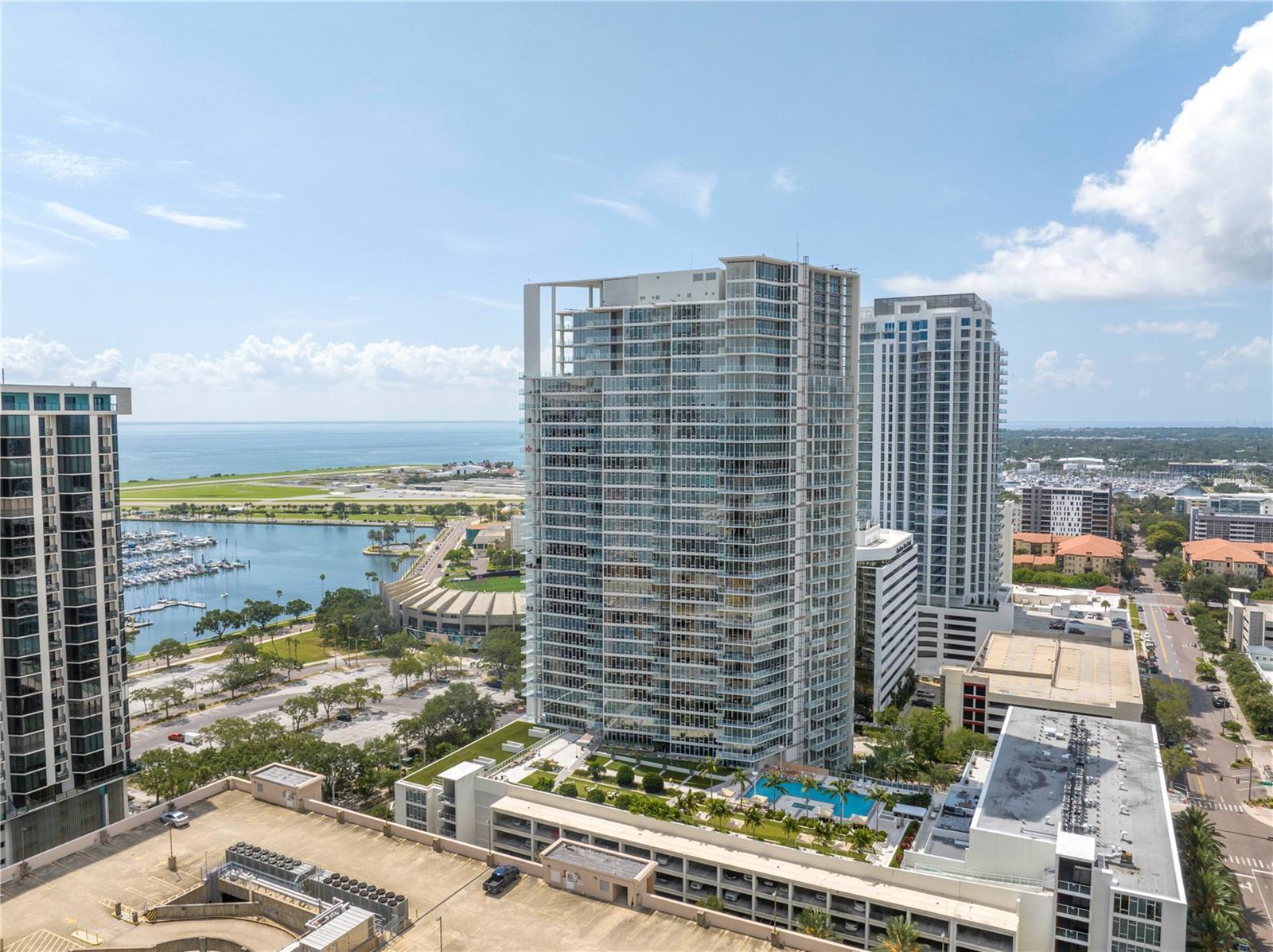 175 1ST ST S #1006, ST PETERSBURG, FL — photo 2