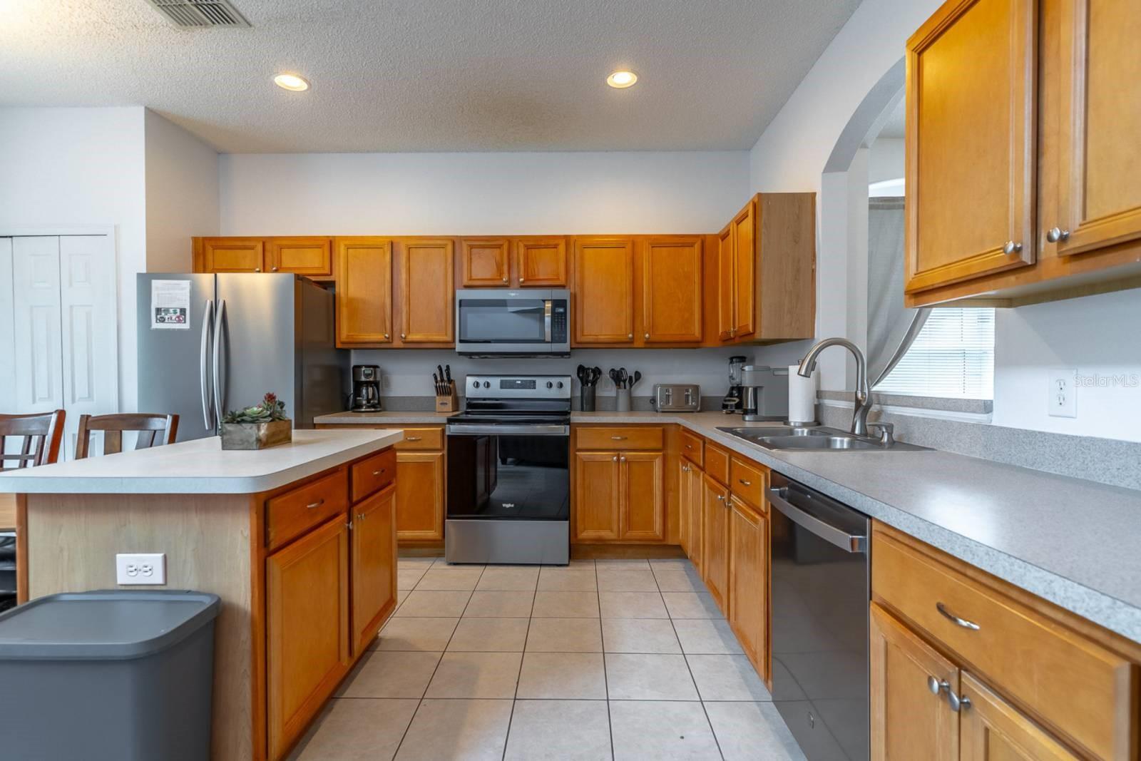 8512 SUNRISE KEY DR, KISSIMMEE, FL — photo 14