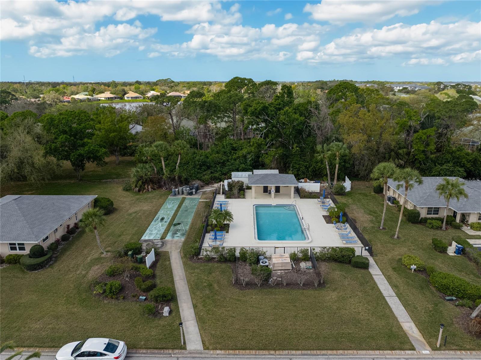 7128 W COUNTRY CLUB DR N, SARASOTA, FL — photo 43