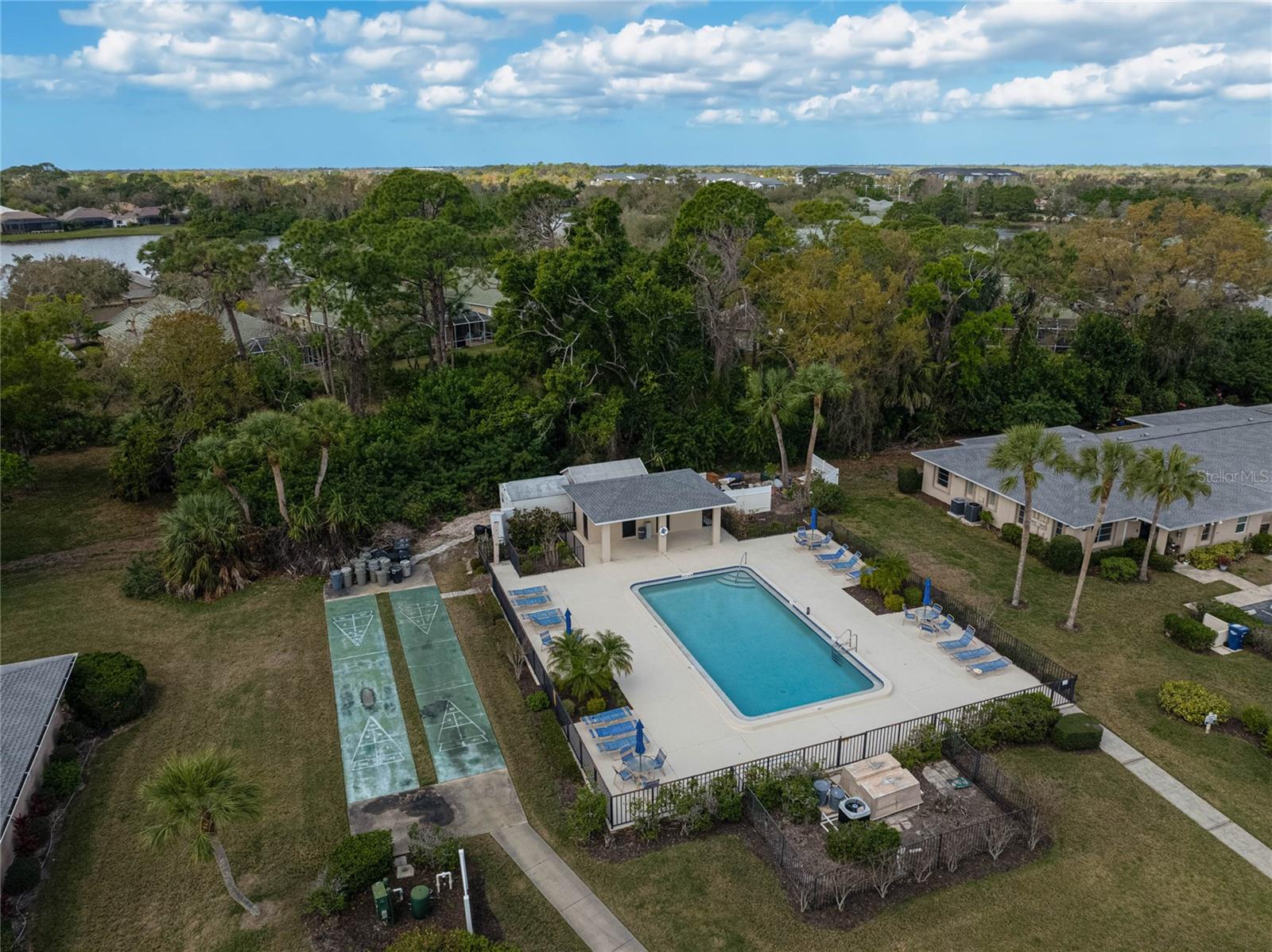 7128 W COUNTRY CLUB DR N, SARASOTA, FL — photo 44