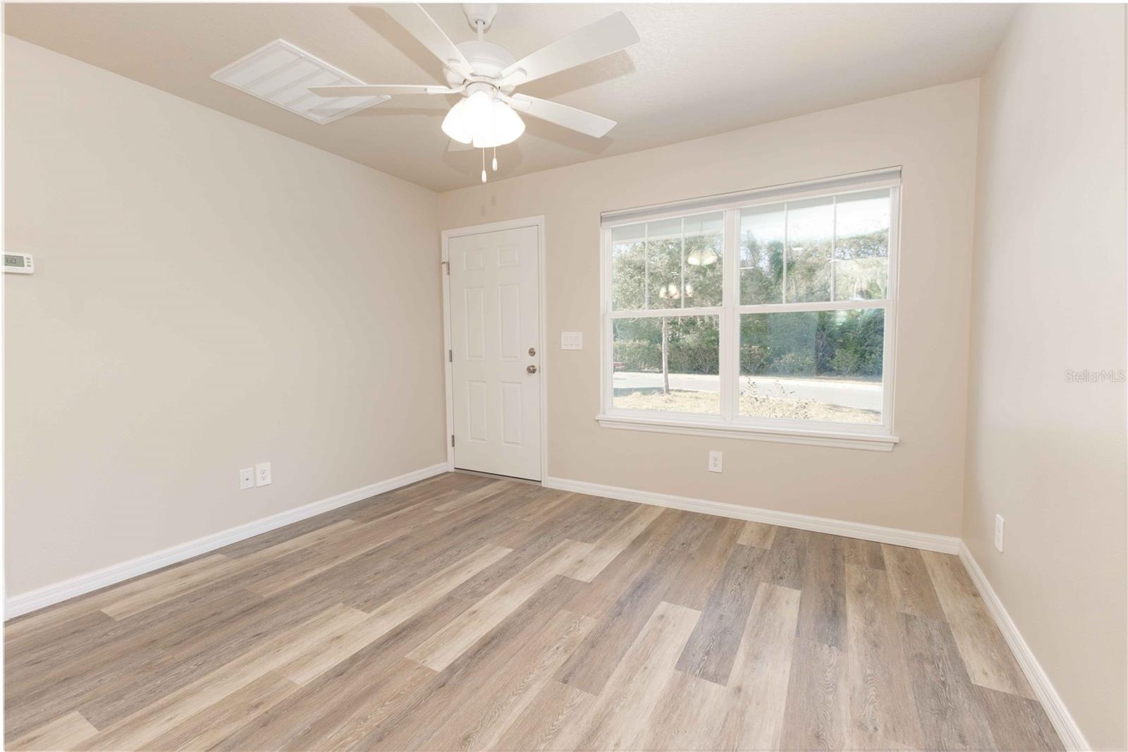 1324 COTTAGE CIR, TAVARES, FL — photo 7