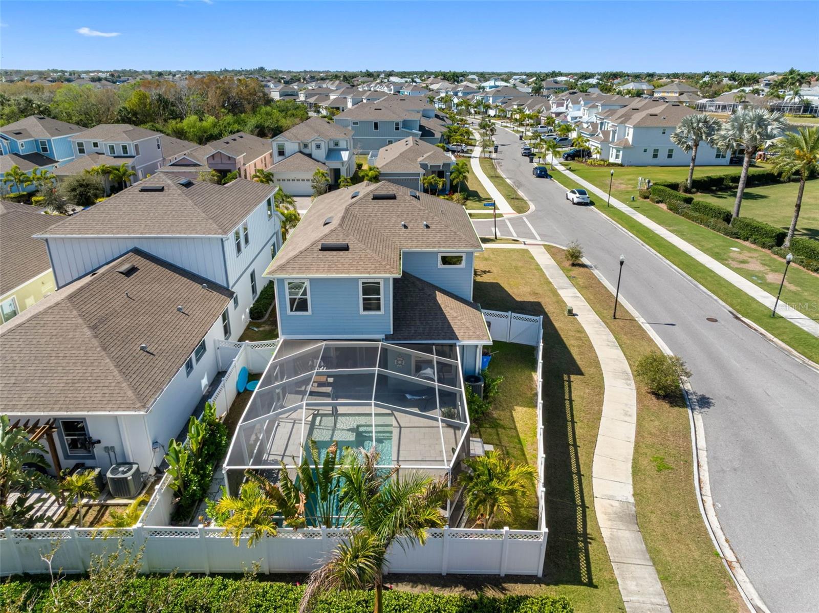 325 SHORE CRAB WAY, APOLLO BEACH, FL — photo 49