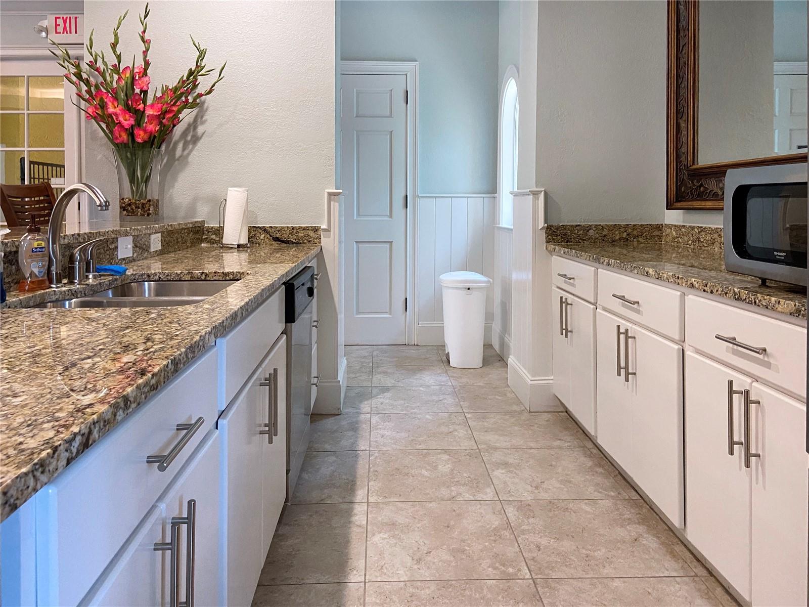 5711 BENTGRASS DR #19-202, SARASOTA, FL — photo 38
