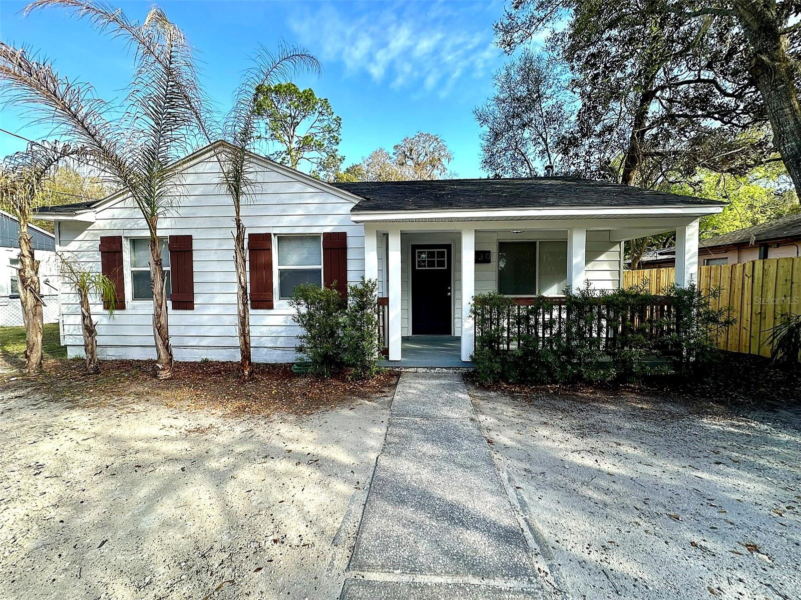 1030 NE 1ST AVE, GAINESVILLE, FL