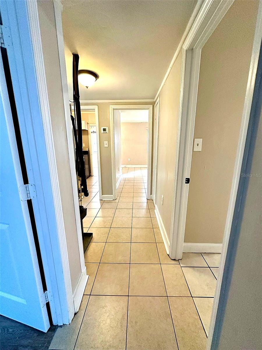 1030 NE 1ST AVE, GAINESVILLE, FL — photo 27