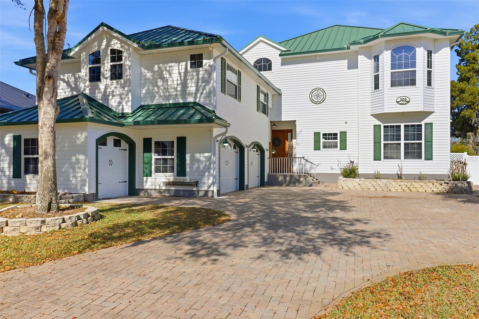 300 NW 12TH AVE, CRYSTAL RIVER, FL
