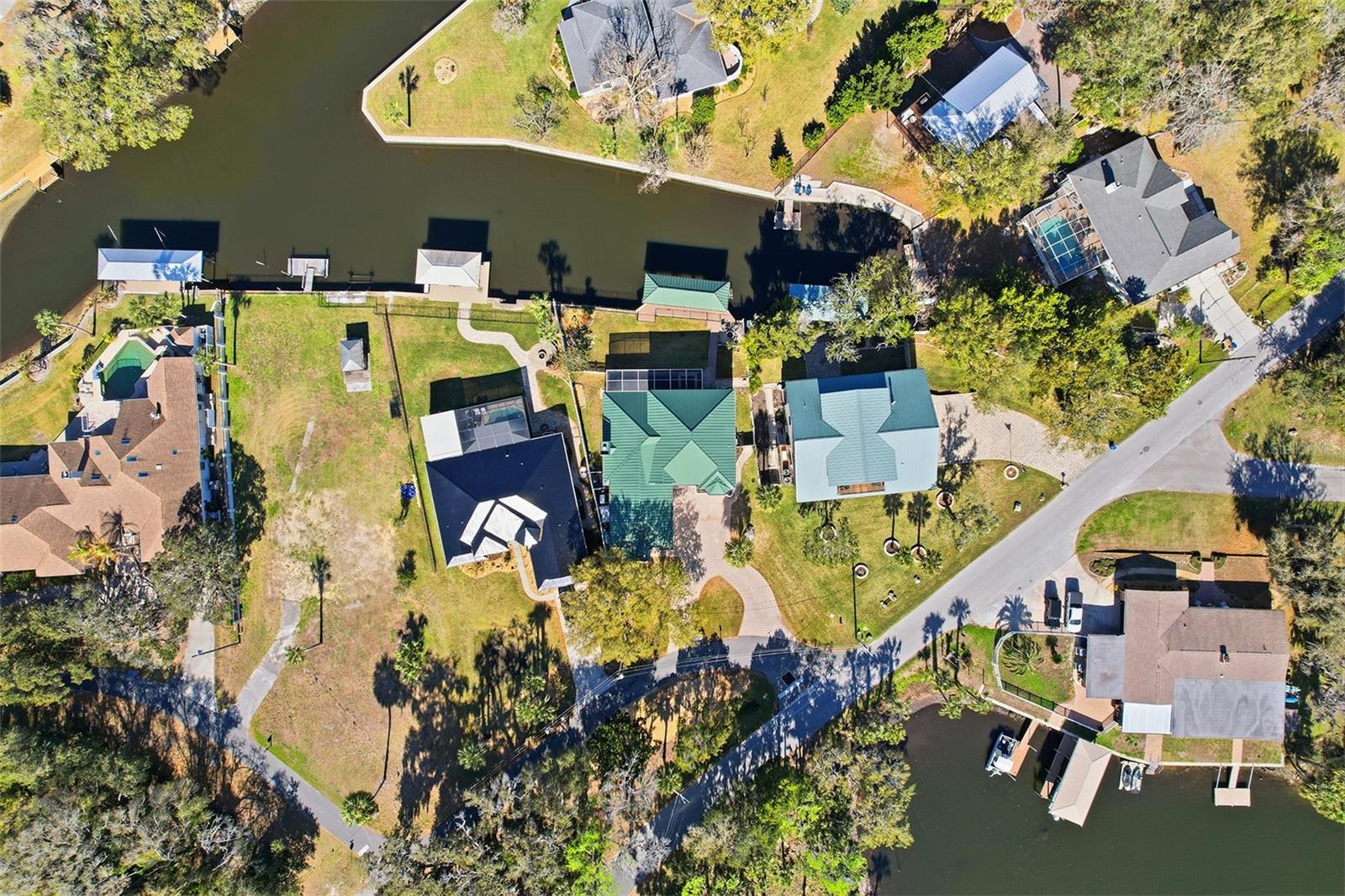 300 NW 12TH AVE, CRYSTAL RIVER, FL — photo 4