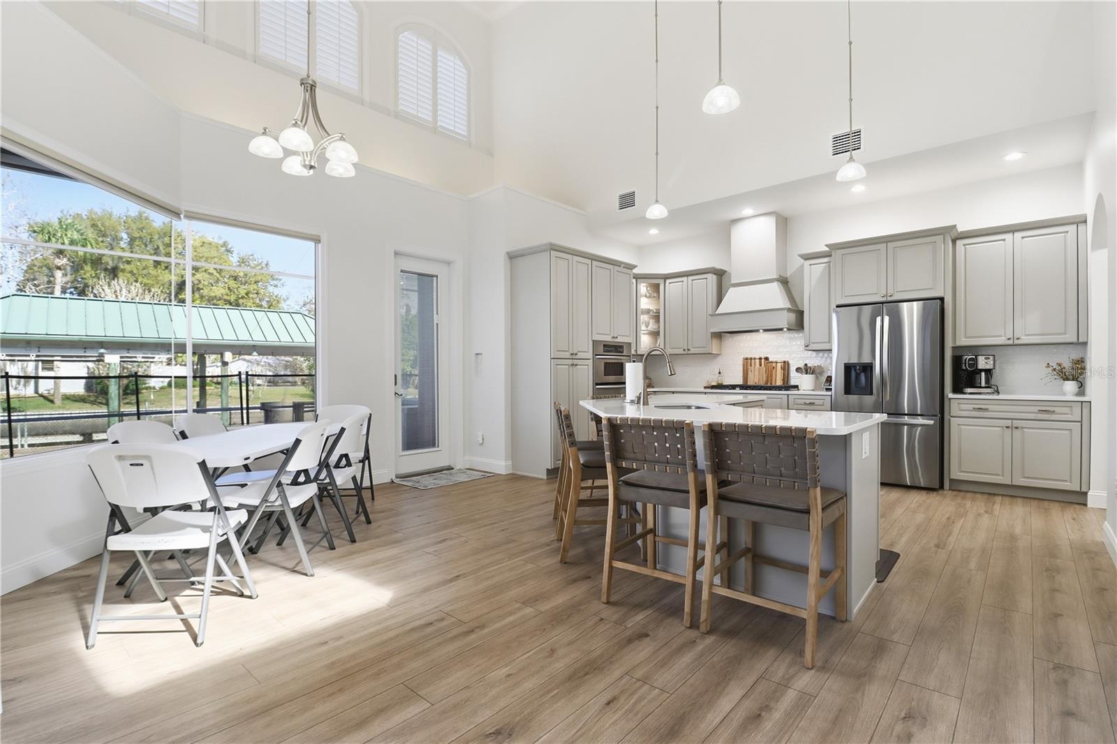300 NW 12TH AVE, CRYSTAL RIVER, FL — photo 29