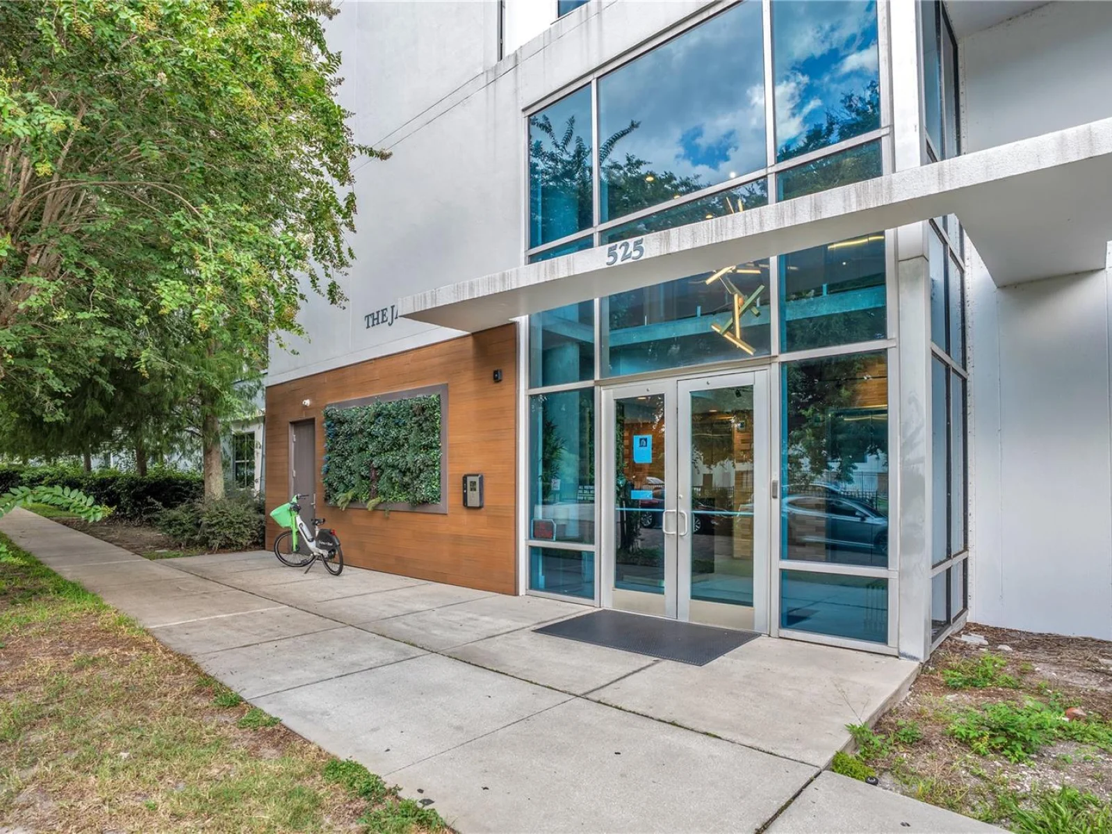 525 E JACKSON ST #308, ORLANDO, FL — photo 2