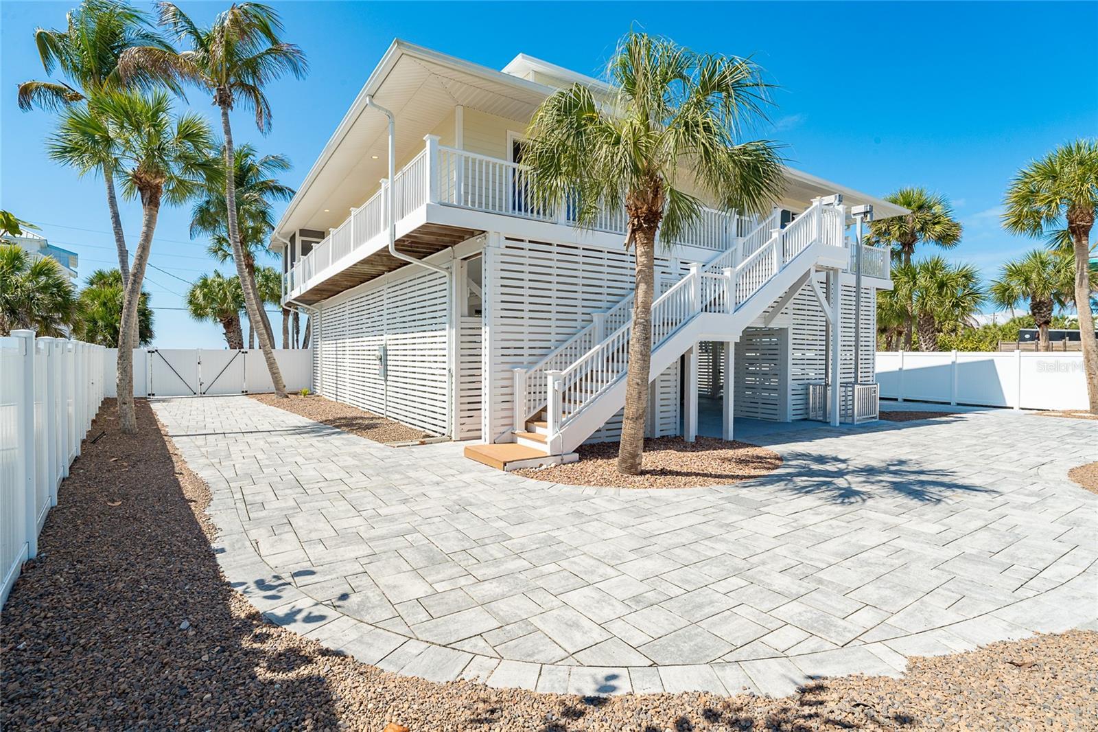 230 N GULF BLVD, PLACIDA, FL — photo 8