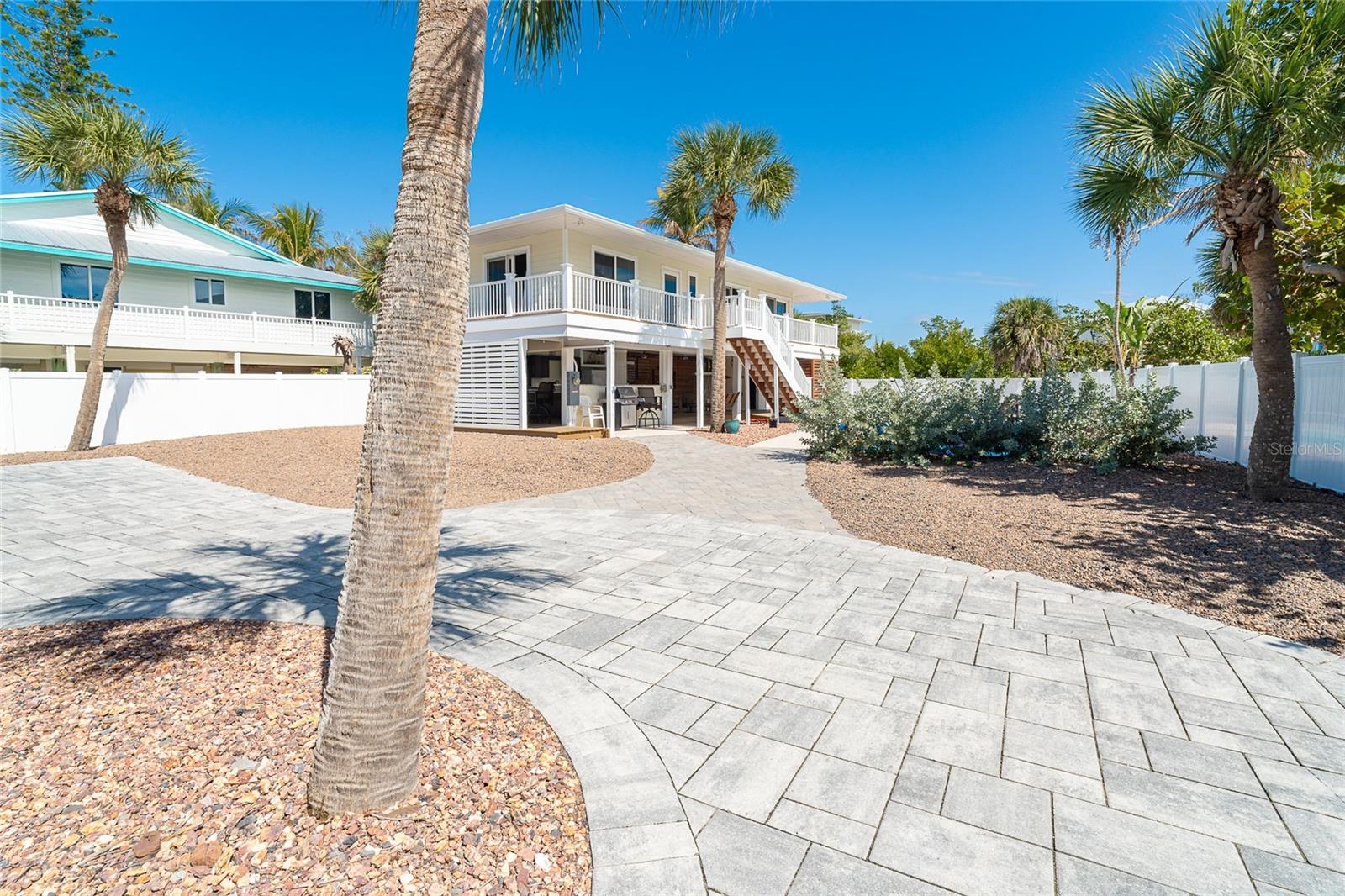 230 N GULF BLVD, PLACIDA, FL — photo 9