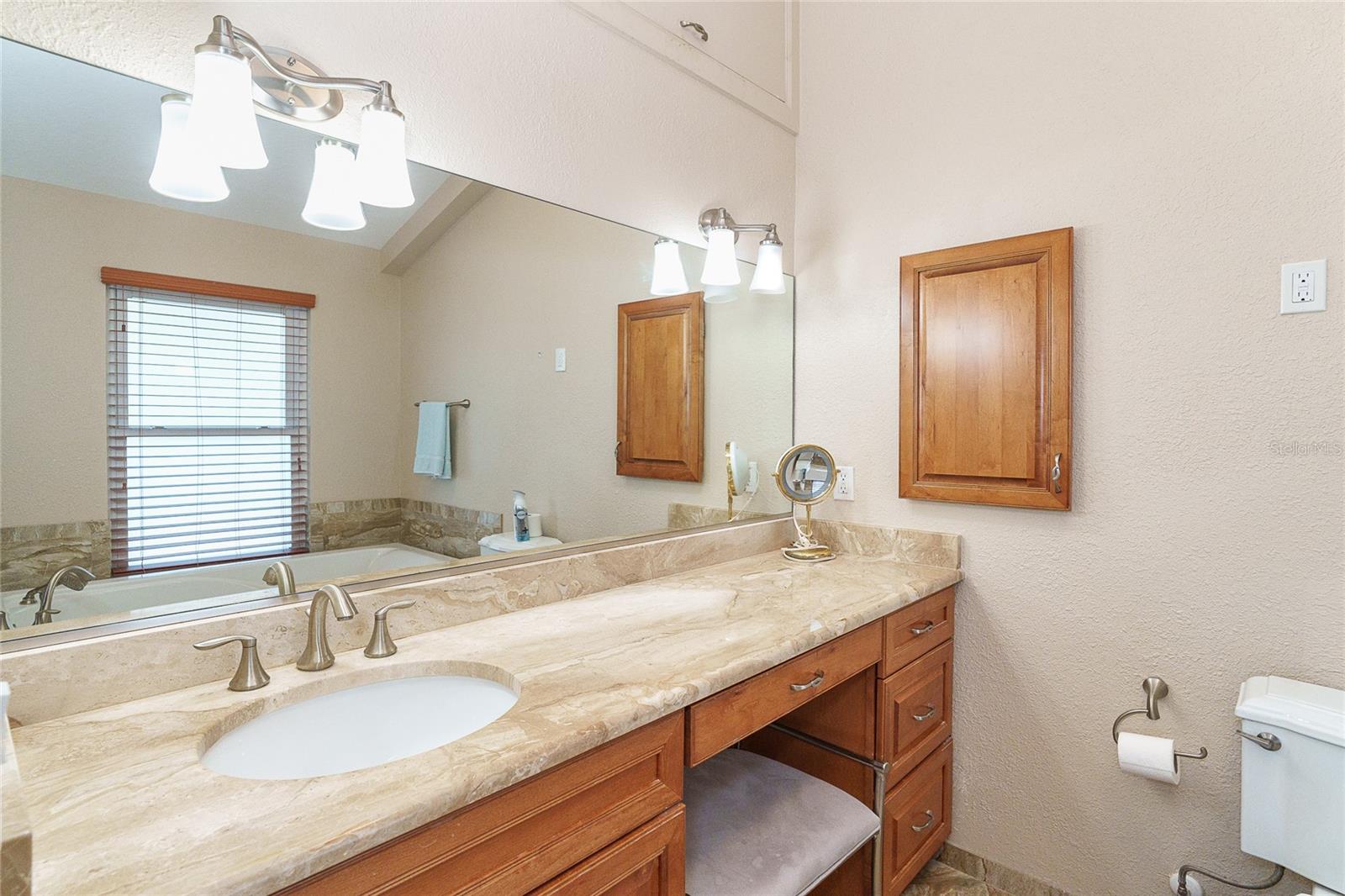 230 N GULF BLVD, PLACIDA, FL — photo 37