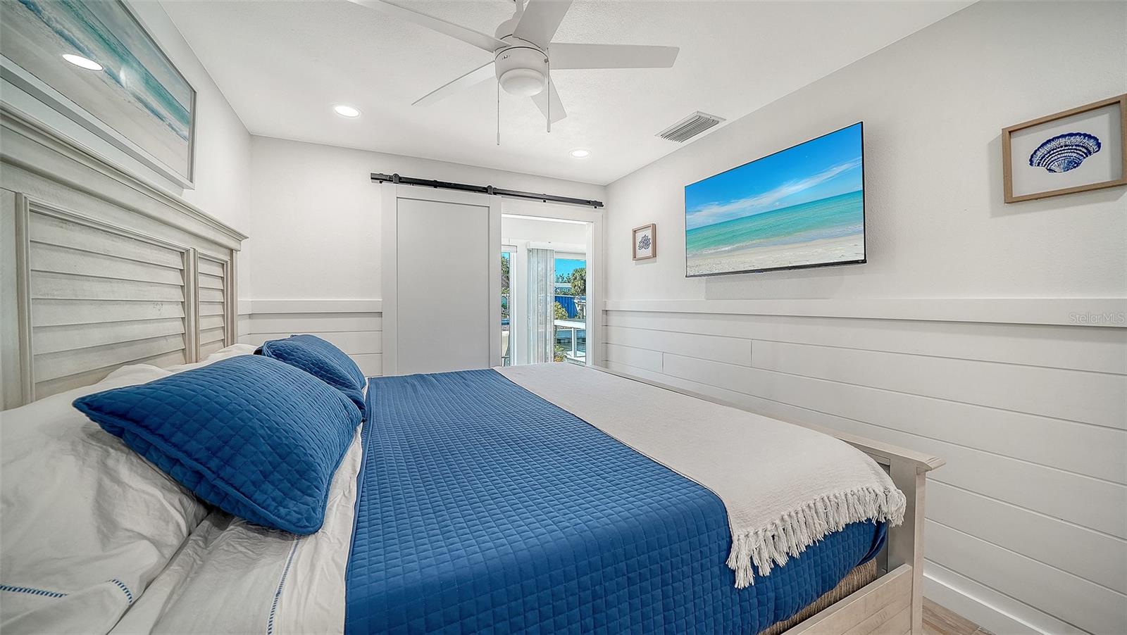 729 SAINT JUDES DR S #3, LONGBOAT KEY, FL — photo 31