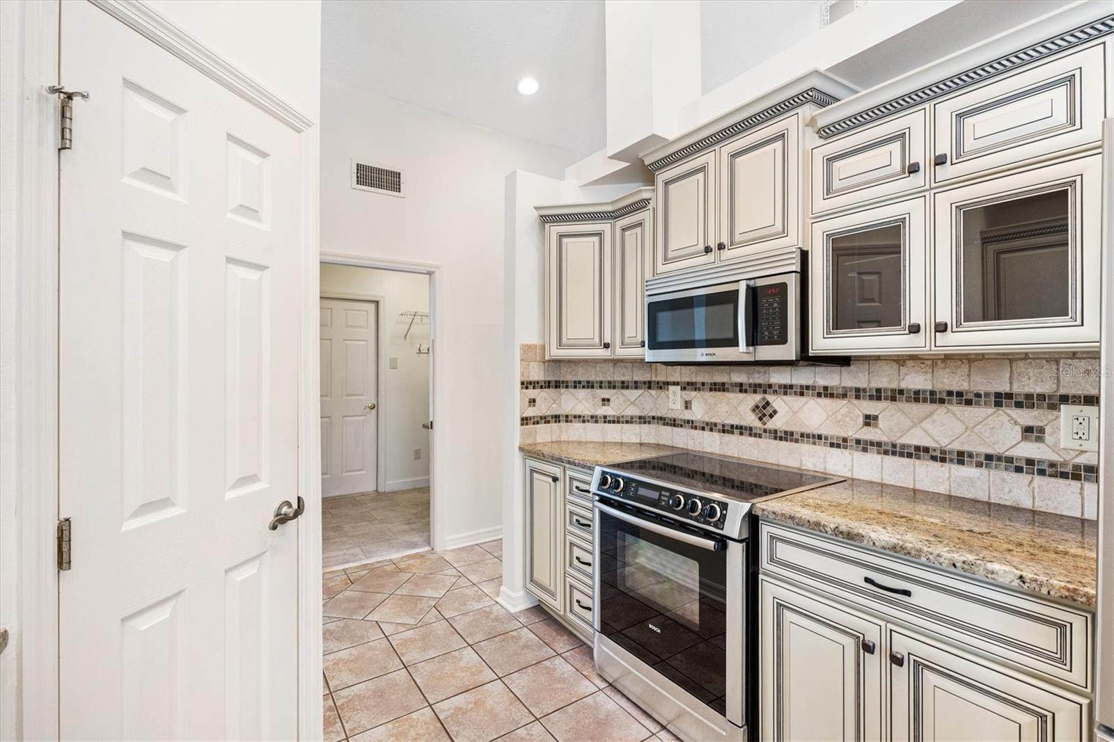 5312 GREENS DR, LADY LAKE, FL — photo 36