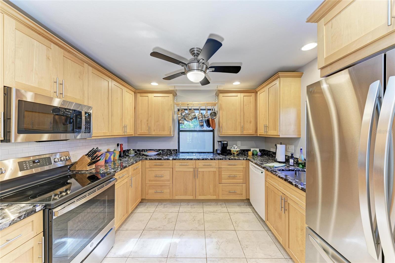 7921 4TH AVE W, BRADENTON, FL — photo 13