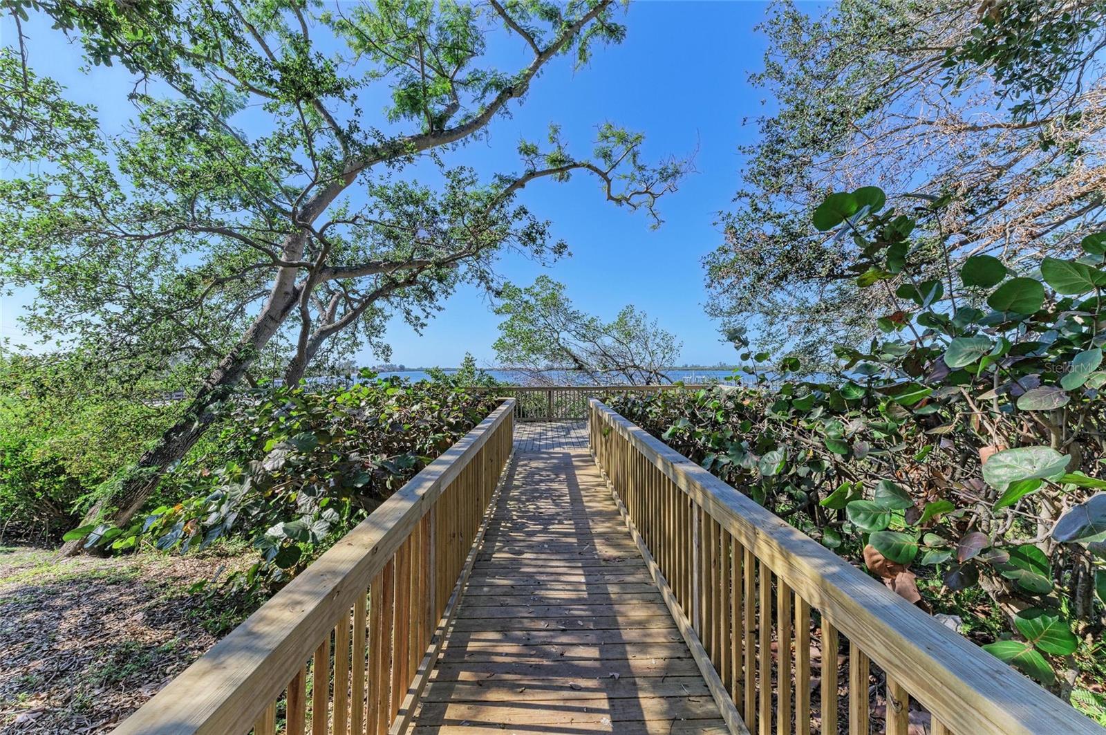 7921 4TH AVE W, BRADENTON, FL — photo 46