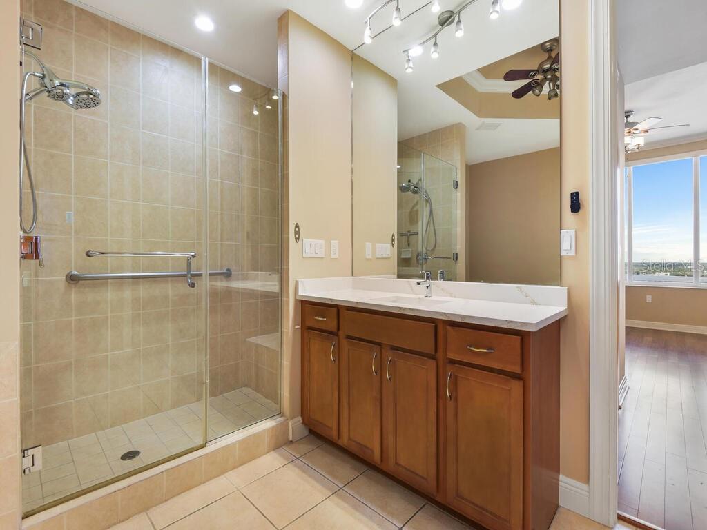 2104 W FIRST ST #2304, FORT MYERS, FL — photo 14