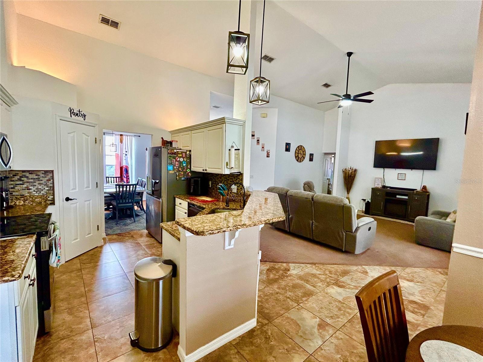 2085 RAYMOND DR, ST CLOUD, FL — photo 17