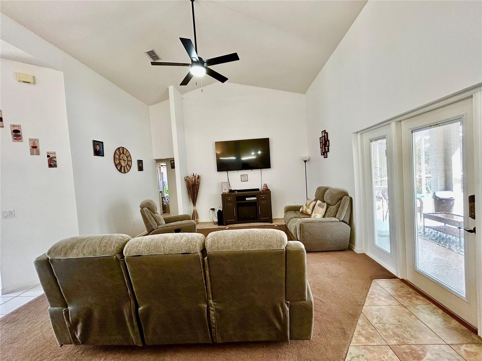 2085 RAYMOND DR, ST CLOUD, FL — photo 9