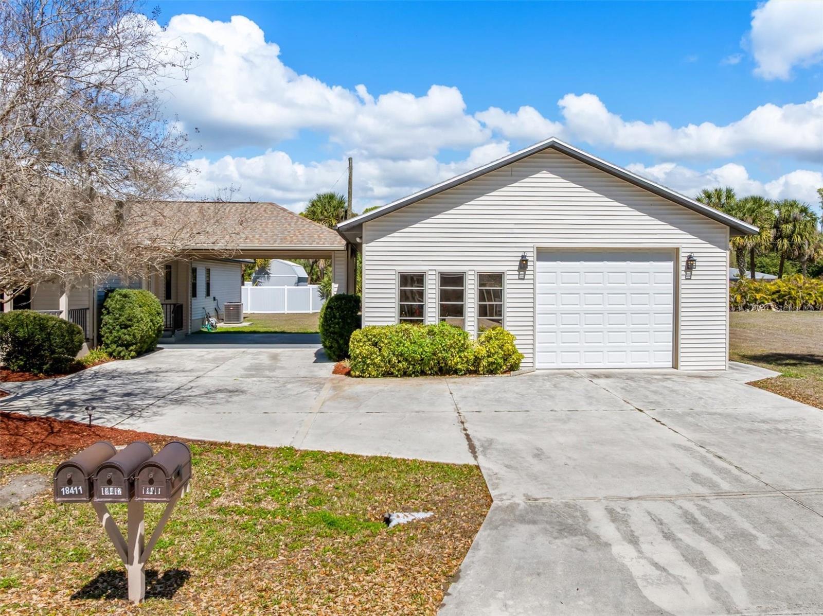 18412 MEYER AVE, PORT CHARLOTTE, FL — photo 10