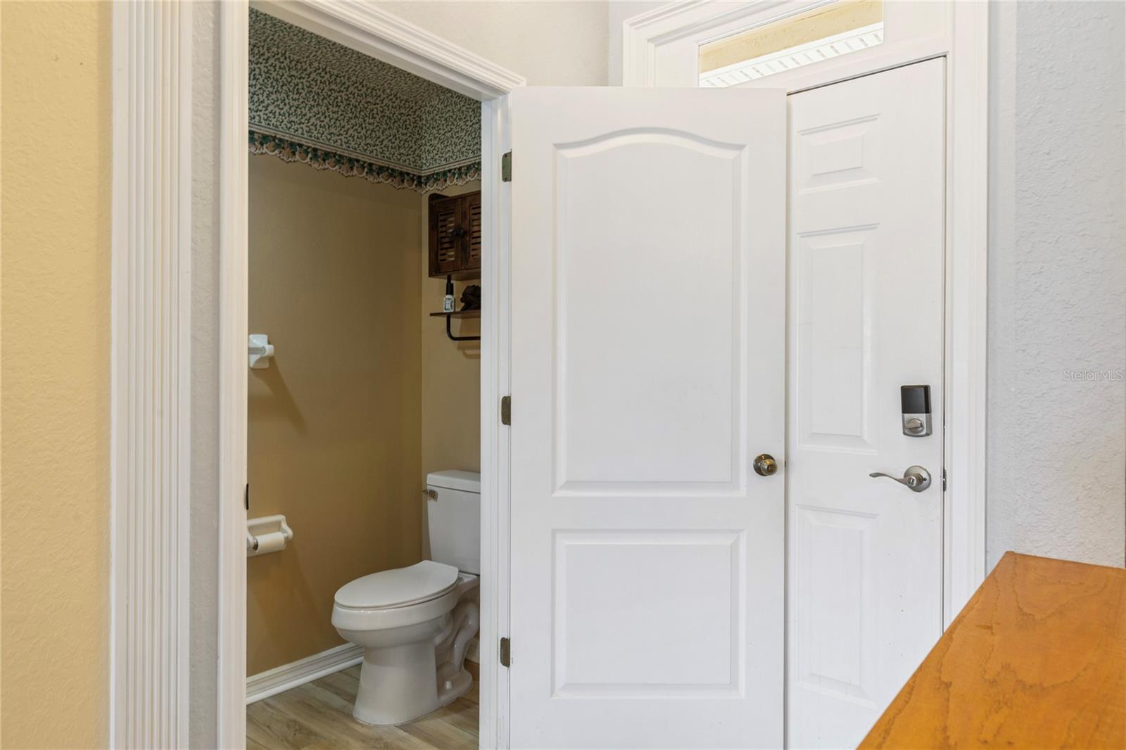 1050 STARKEY RD #2102, LARGO, FL — photo 11