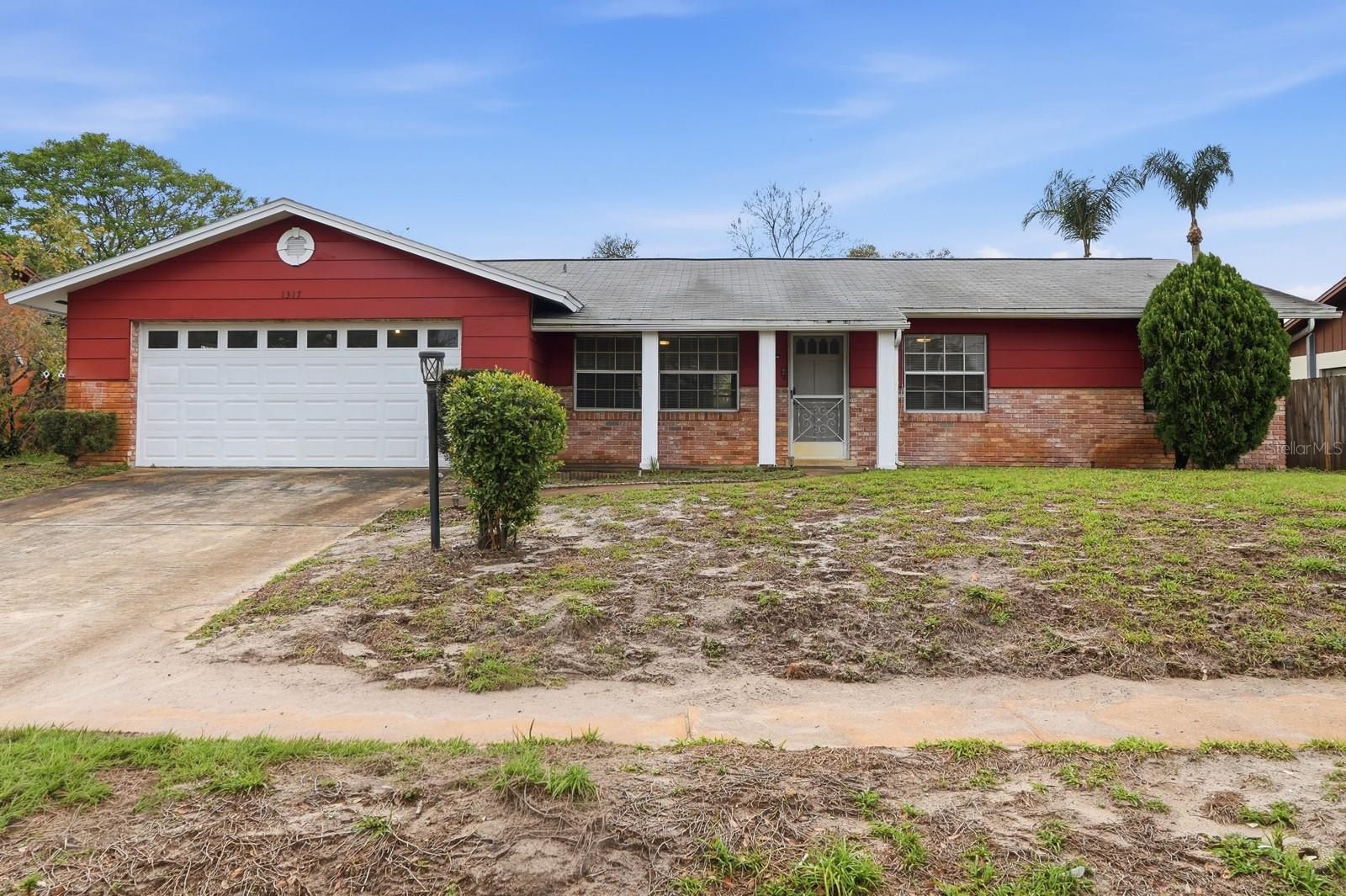 1317 N SHANGRI LA DR, DAYTONA BEACH, FL