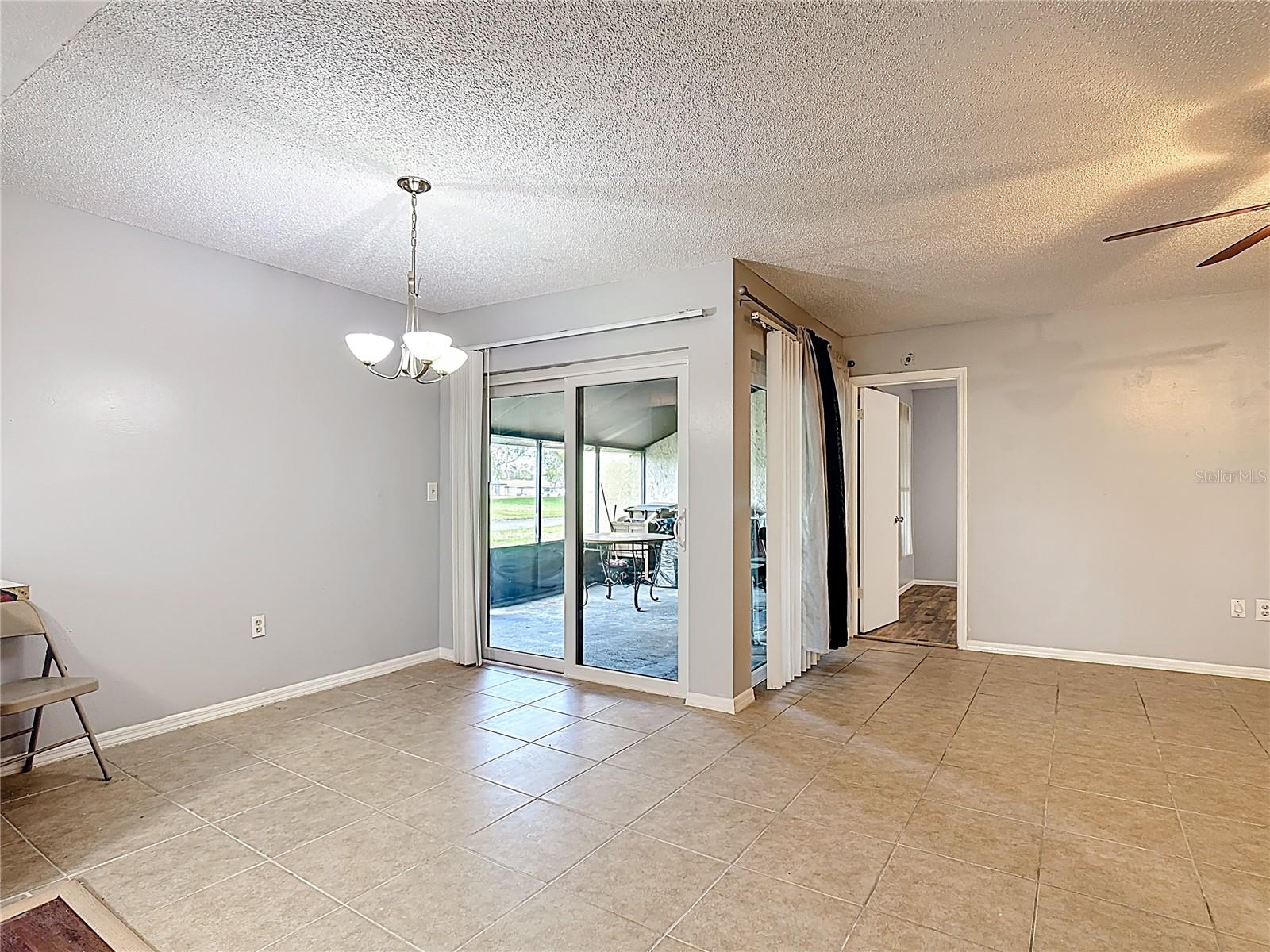 571 HUNTER CIR, KISSIMMEE, FL — photo 9