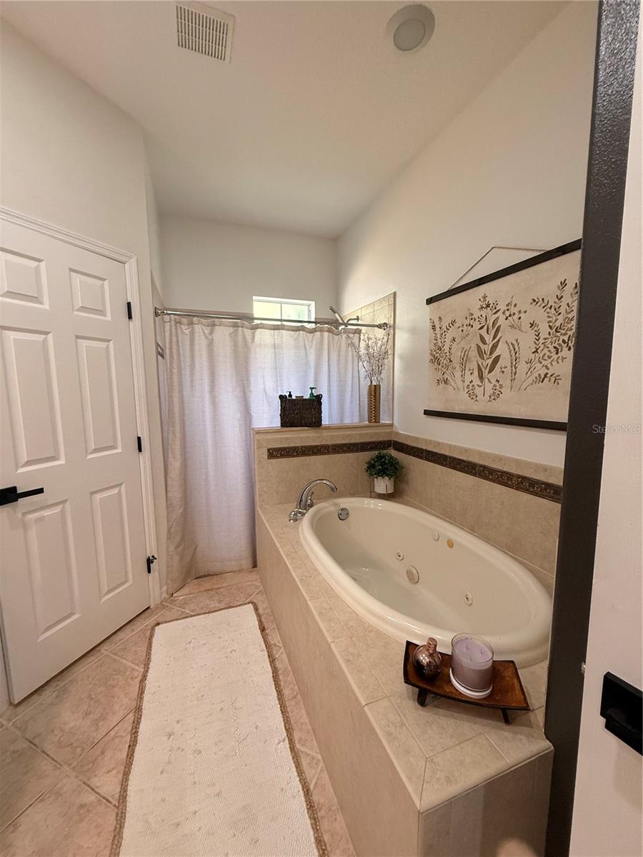 16545 SPRING PARK DR, CLERMONT, FL — photo 34
